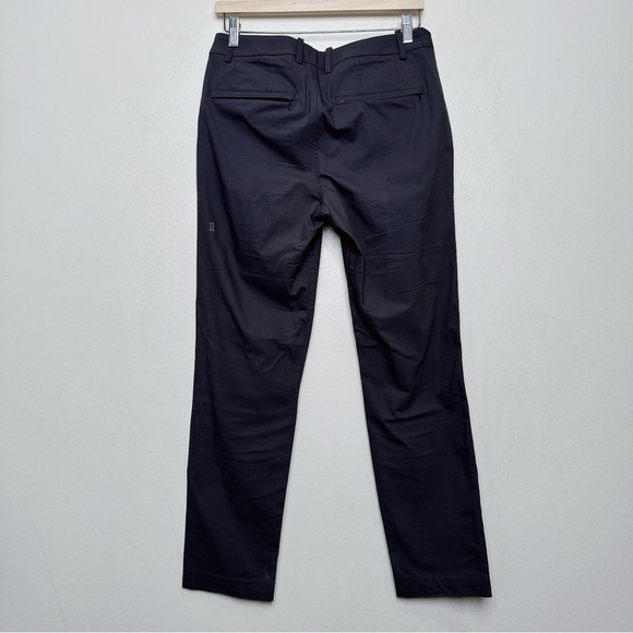 Kit and Ace Womens 30 Navigator Ride Pant in Cove Grey - Picture 13 of 13